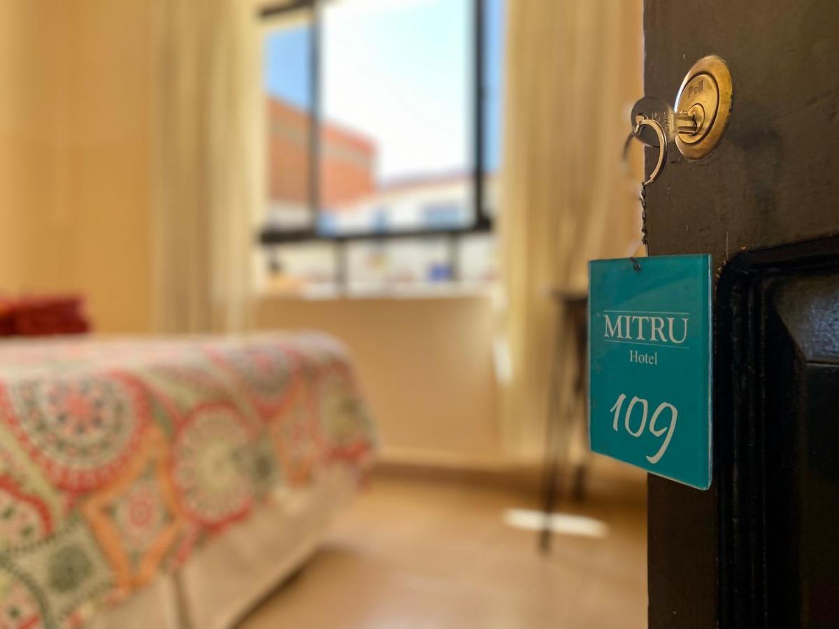 Hotel Mitru Tupiza Buitenkant foto