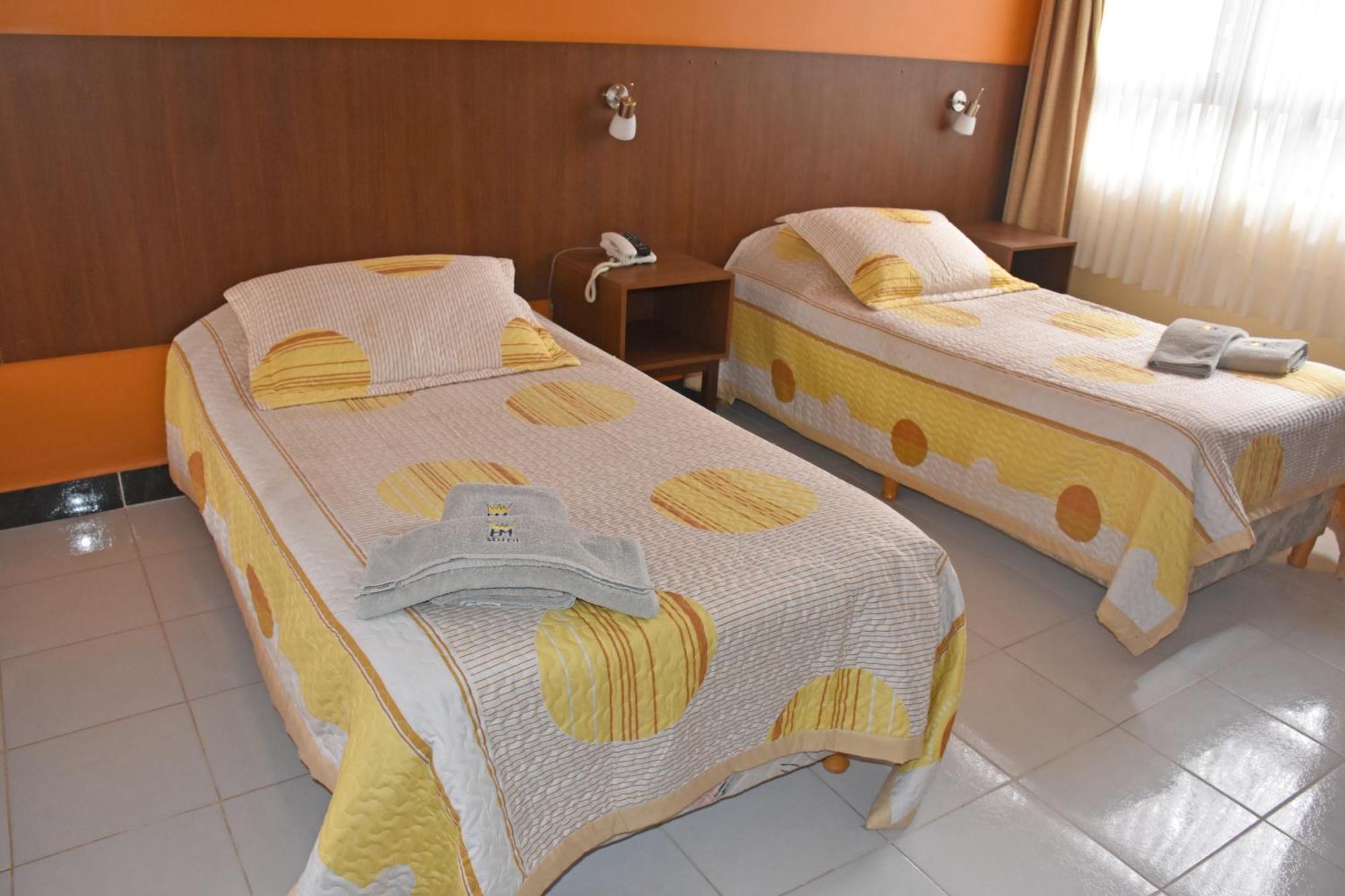 Hotel Mitru Tupiza Buitenkant foto