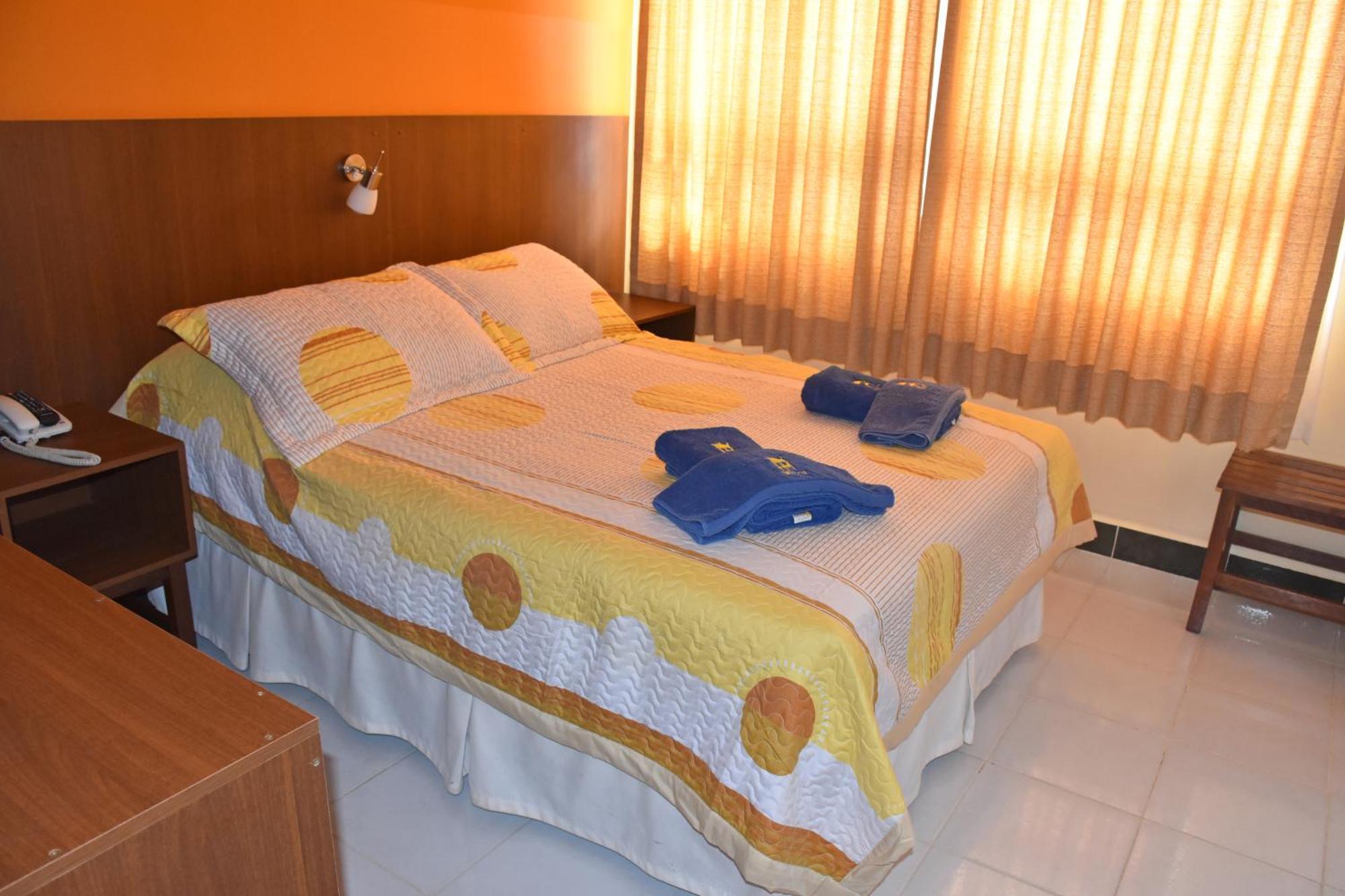 Hotel Mitru Tupiza Buitenkant foto