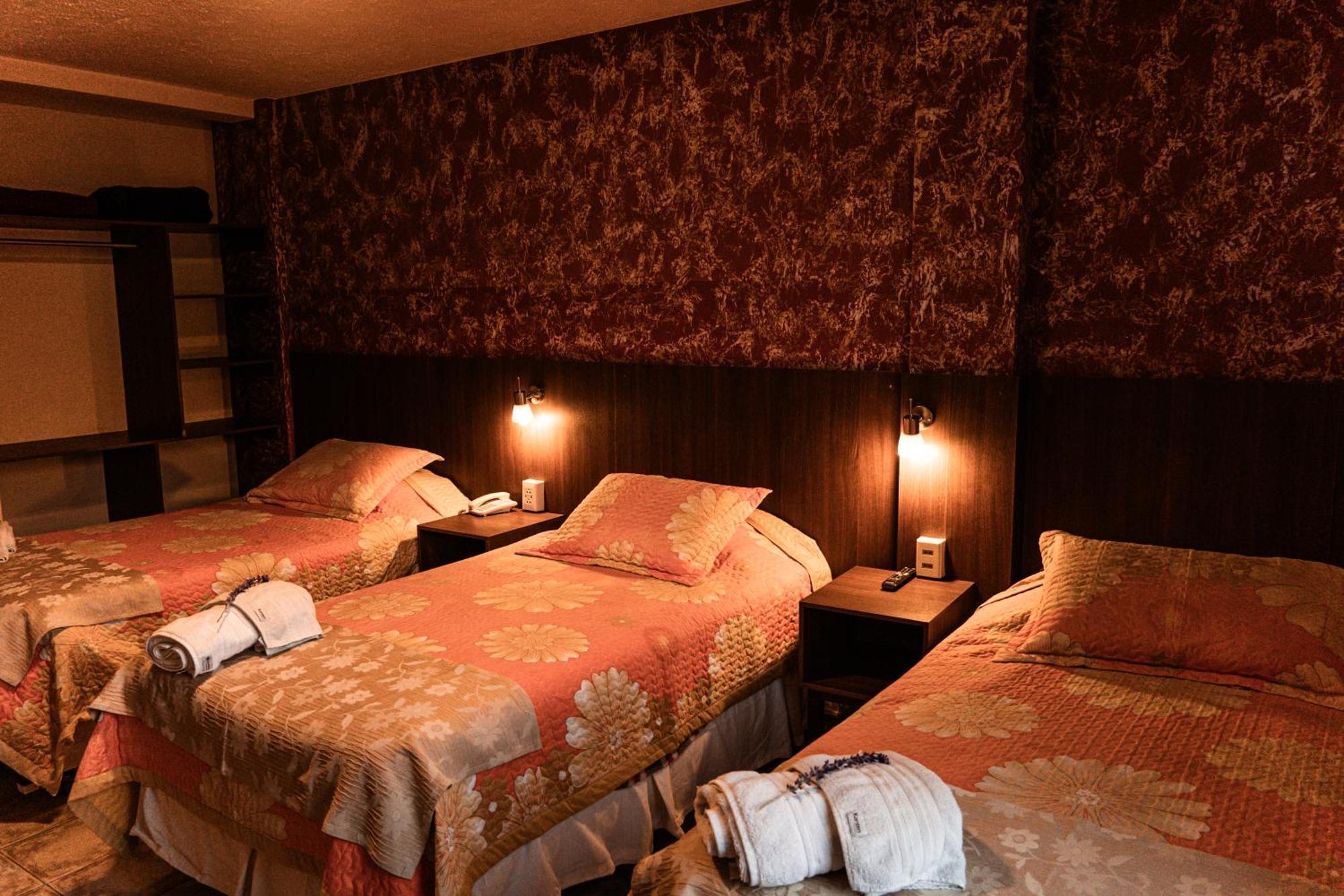 Hotel Mitru Tupiza Buitenkant foto