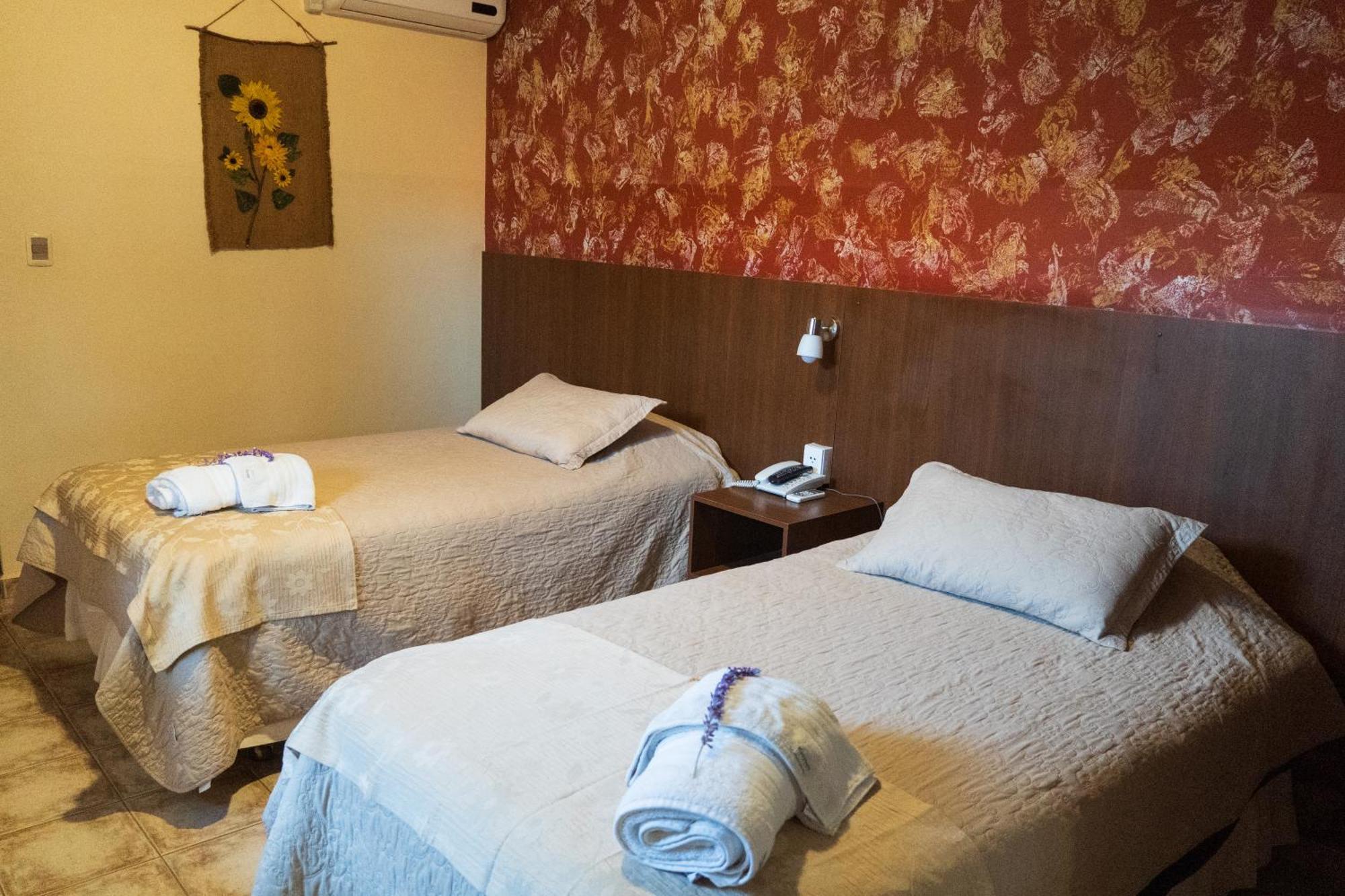 Hotel Mitru Tupiza Buitenkant foto