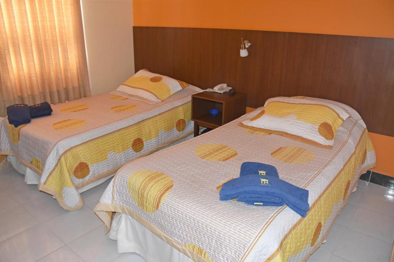 Hotel Mitru Tupiza Buitenkant foto
